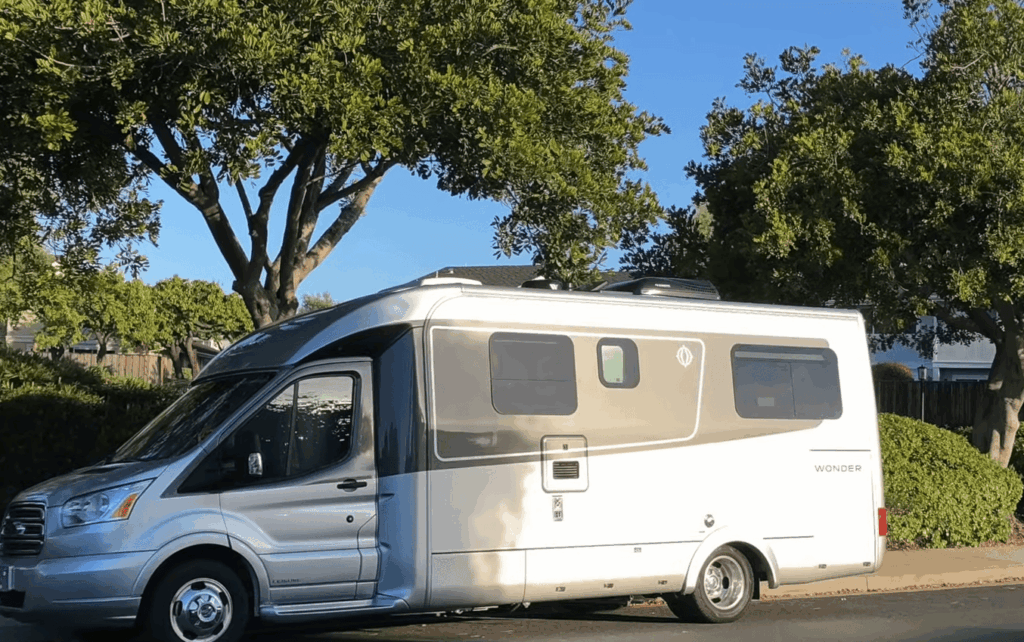 Interior Living Space: Comfort and Amenities